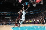 真正的NBA！蜂火附加赛无限反转 3分对轰狂续命 制胜攻防终结比赛